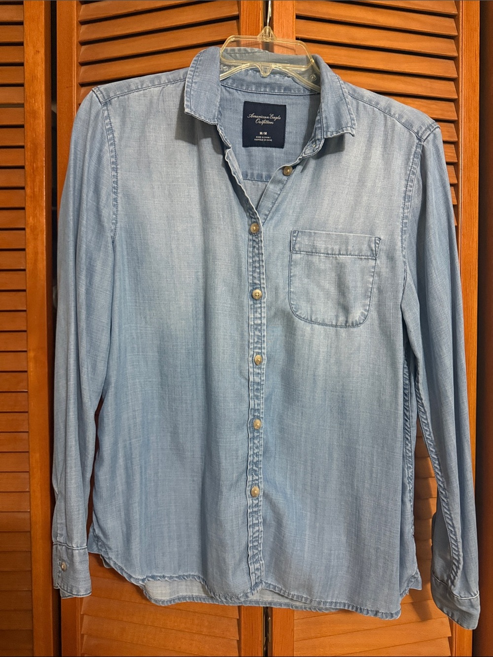 American Eagle Outfitters Light Blue Denim Button-Down Shirt